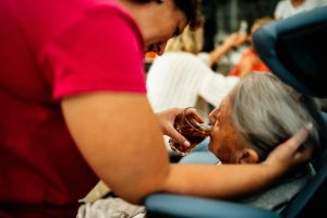 health-care-home-care-aide-help